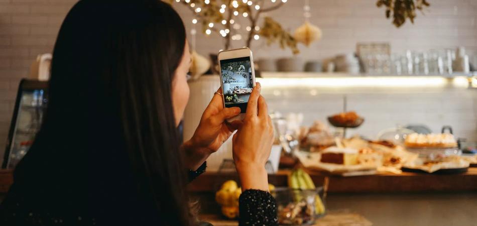 إعلانات "المؤثرات".. أي مردودية للمستشهرين؟