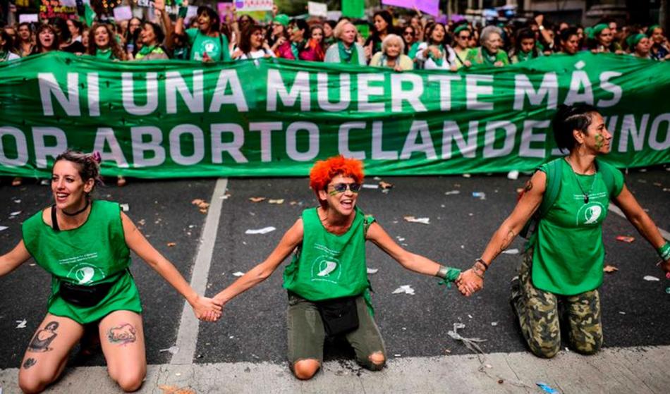 Argentine : les sénateurs votent la légalisation de l'avortement