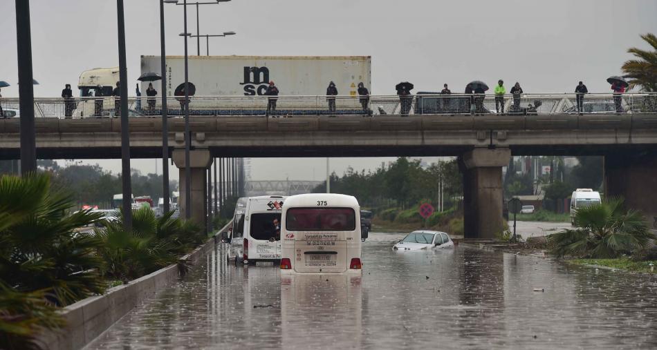 اليحياوي: الفيضانات تفرض استحضار التغييرات المناخية في تخطيط المدن