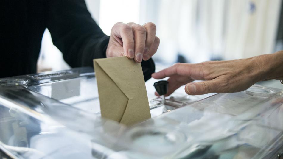 Gouvernement : les projets de décret fixant les dates des élections adoptées