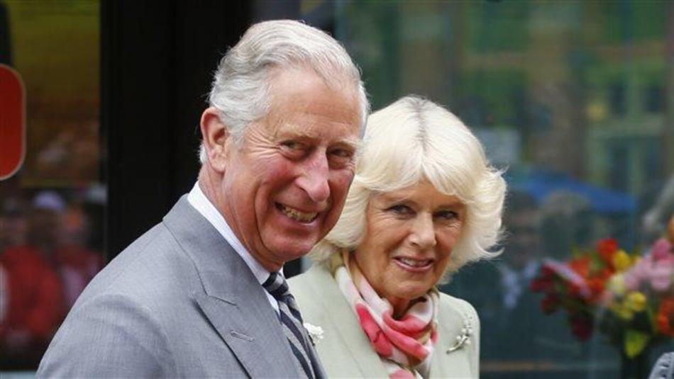 Le prince Charles et son épouse Camilla vaccinés contre la Covid-19 