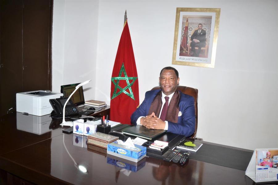 من هو الناصري سفير جلالة الملك لدى السنغال وغامبيا وغينيا بيساو والرأس الأخضر؟