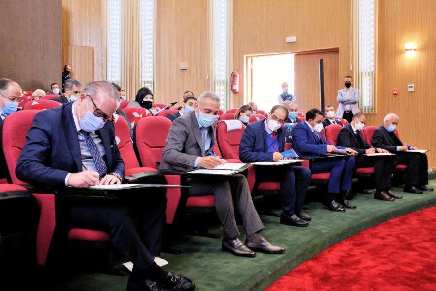 بنك المشاريع: توقيع 52 اتفاقية استثمار بأكثر من 4 ملايير درهم