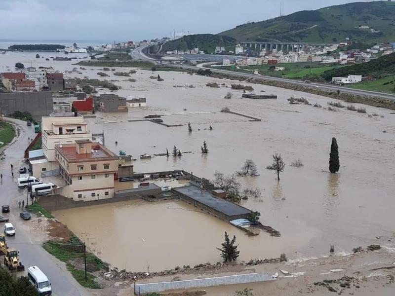 Ksar El Kébir: les efforts se poursuivent pour protéger les quartiers menacés par les inondations