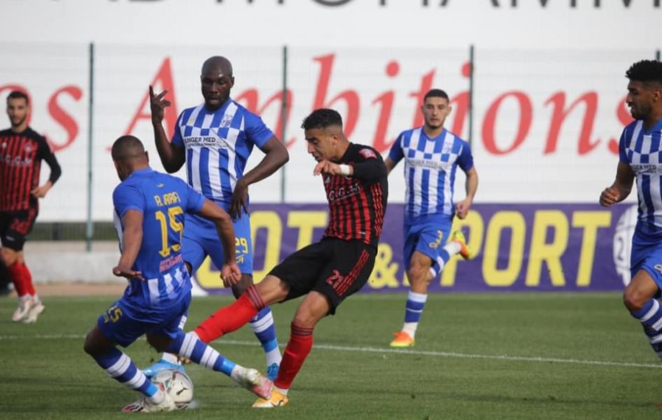 Botola Pro "INWI": l'IRT victorieux à Mohammedia, le RCOZ fait un nul face au MAS