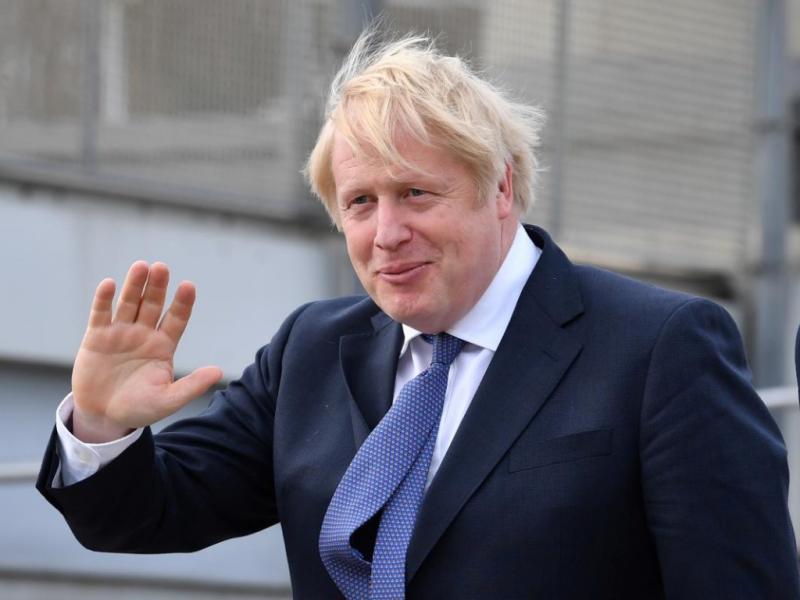 Le vaccin d'AstraZeneca est « sûr », assure Boris Johnson