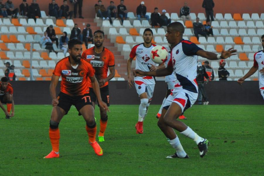 Botola Pro "INWI": L'OCS et la RS Berkane se neutralisent (0-0)
