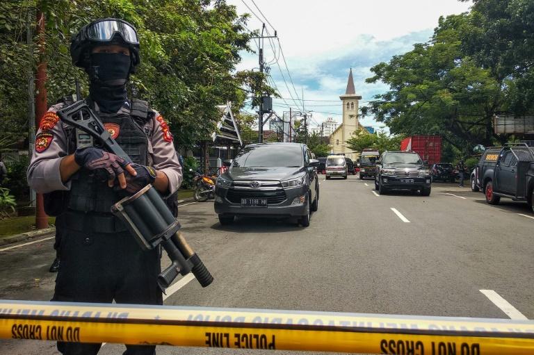 Indonésie : une cathédrale visée par un attentat-suicide