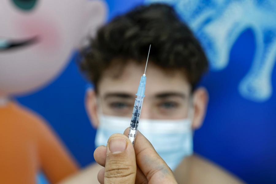Covid-19 : Israël pourrait vacciner les 12-15 ans dès mai
