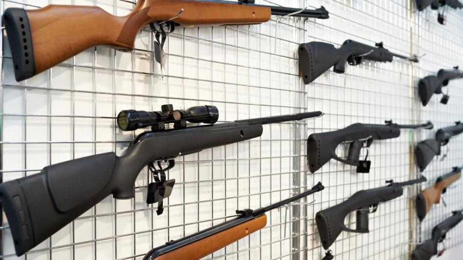 Joe Biden fera des annonces jeudi sur la limitation des armes à feu 