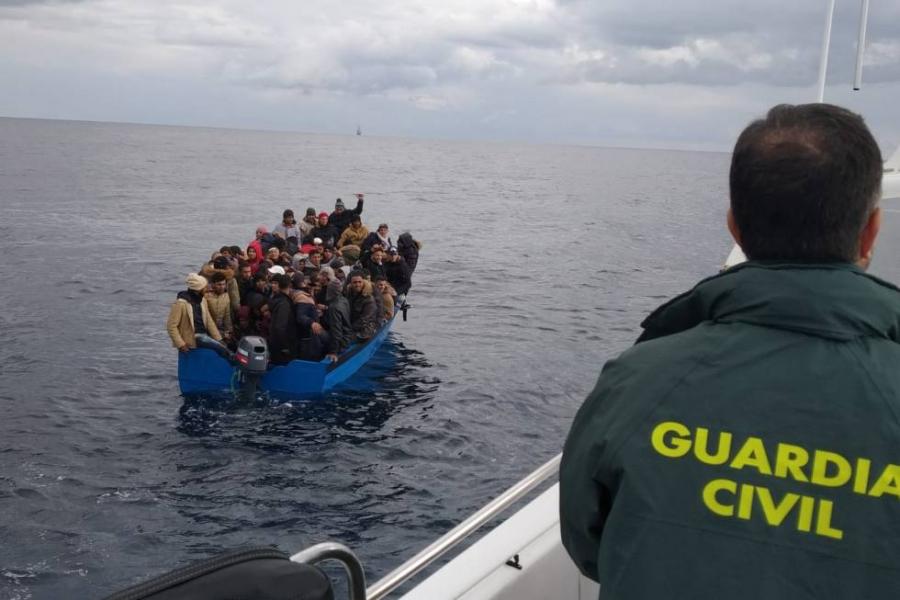 إسبانيا : اعتراض 22 قاربا لمهاجرين جزائرين 