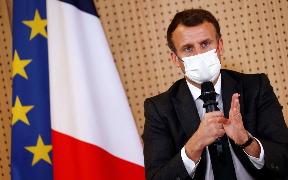 Covid: Macron annonce des "semaines difficiles" mais "de vraies raisons d'espérer" avec le vaccin