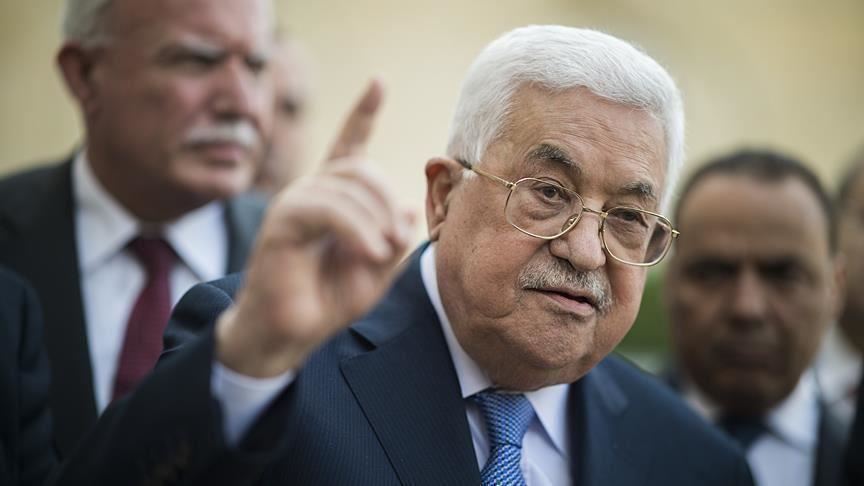 عباس يؤجل الانتخابات لحين مشاركة القدس