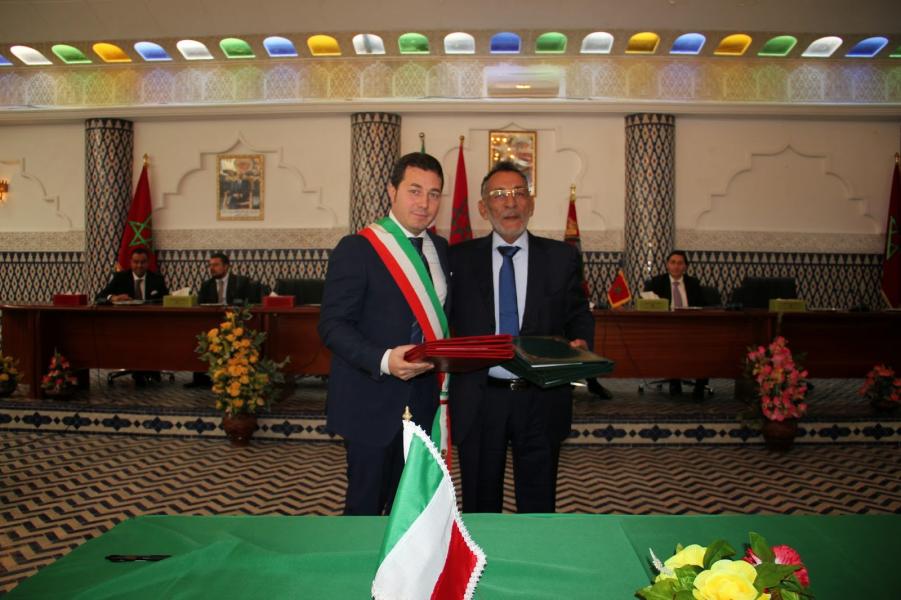 Un maire italien appelle l'UE à suivre l’exemple des États-Unis