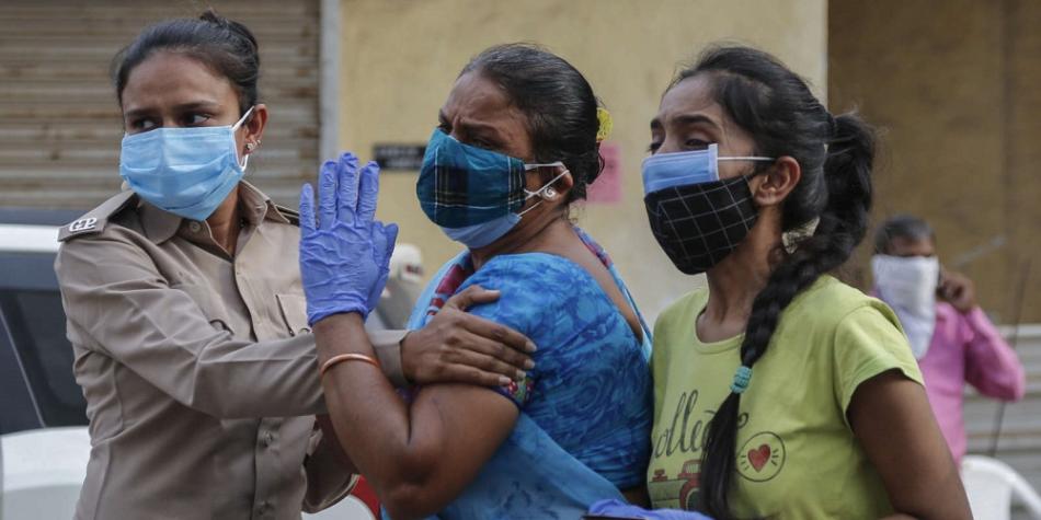 Débordée par la pandémie, l'Inde bat son record quotidien de contaminations