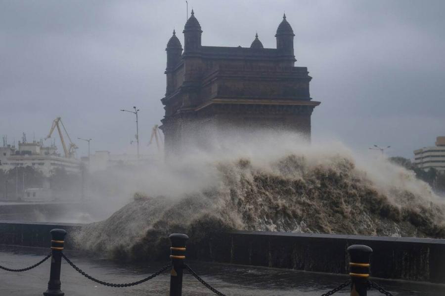 Inde: après Tauktae, un autre cyclone menace la côte est du pays