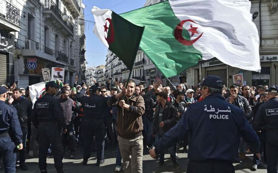 118e vendredi du Hirak: plus de 800 arrestations parmi les manifestants