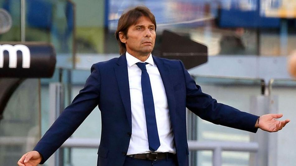 L'entraîneur de Tottenham Antonio Conte quitte son poste 