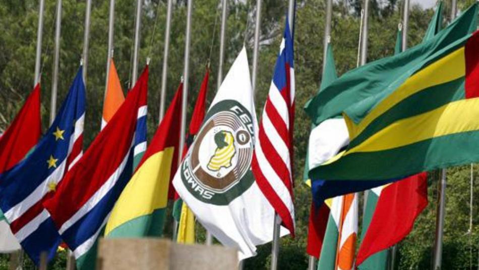 La CEDEAO suspend le Mali