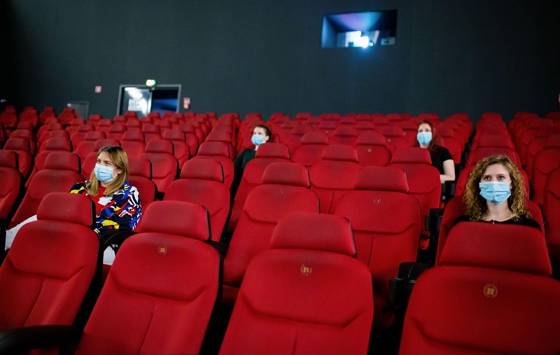 هل قاعات السينما جاهزة لعرض الأفلام؟