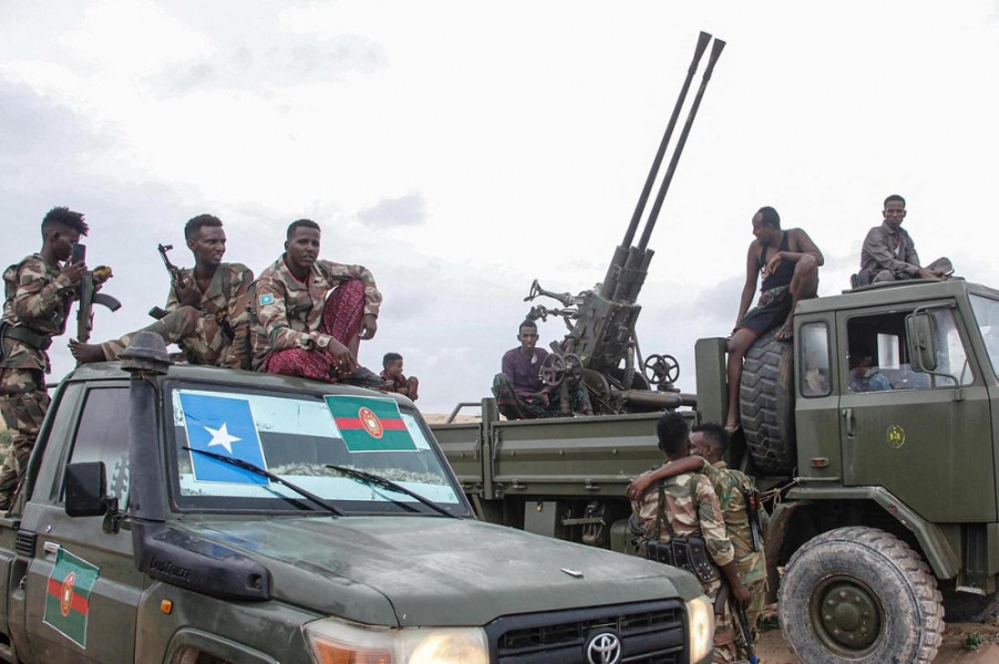 Attentat-suicide contre un centre de l'armée somalienne à Mogadiscio: au moins 15 morts