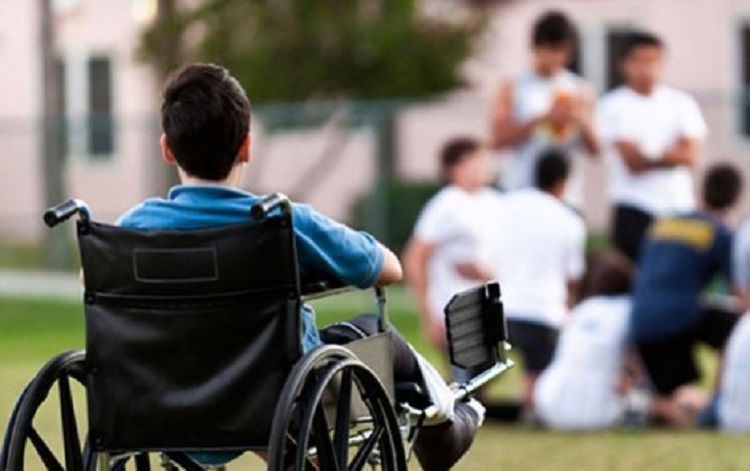 Personnes en situation de handicap : le gouvernement pointé du doigt pour son bilan