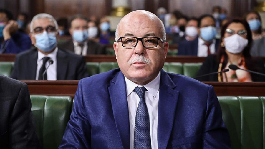 بسبب أزمة كورونا .. إقالة وزير الصحة التونسي
