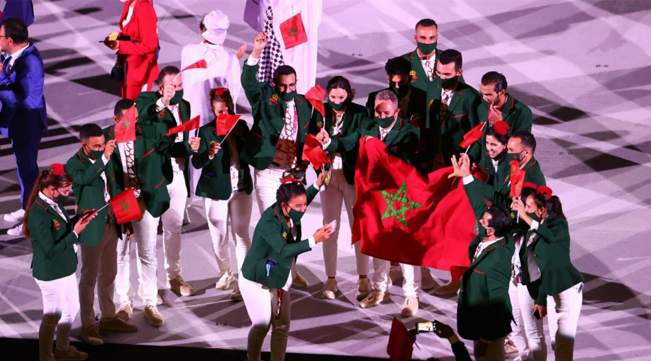 افتتاح الأولمبياد .. أناقة الوفد المغربي تسرق الأضواء | SNRTNews