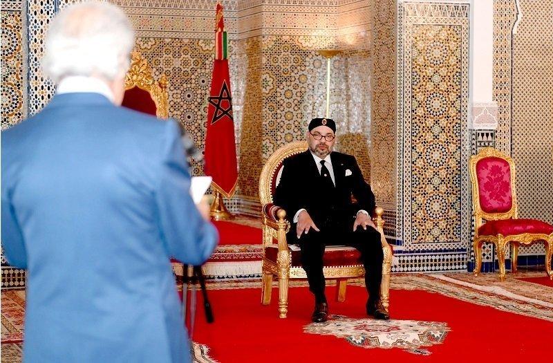 صاحب الجلالة الملك محمد السادس يستقبل والي بنك المغرب