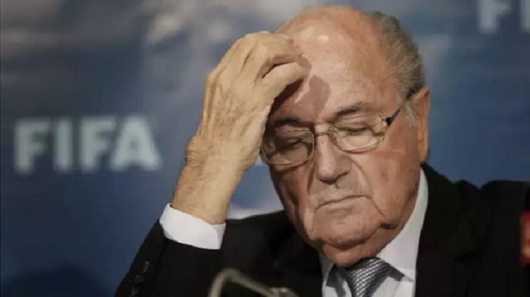 Fifa: Blatter sera encore entendu mardi par la justice suisse