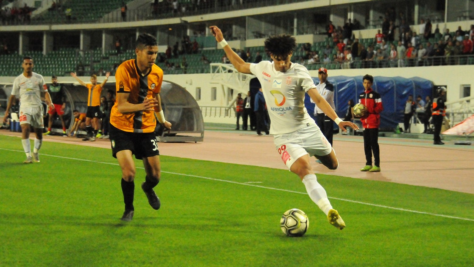 الحسنية يعلن انتقال لاعب لبركان 