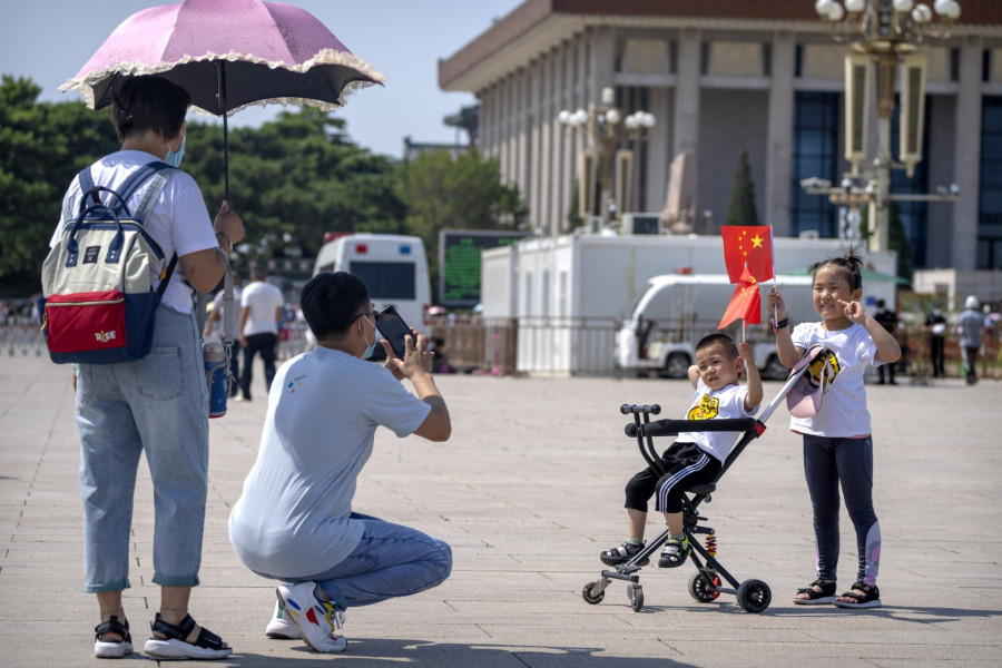 Chine: feu vert aux couples pour avoir un troisième enfant