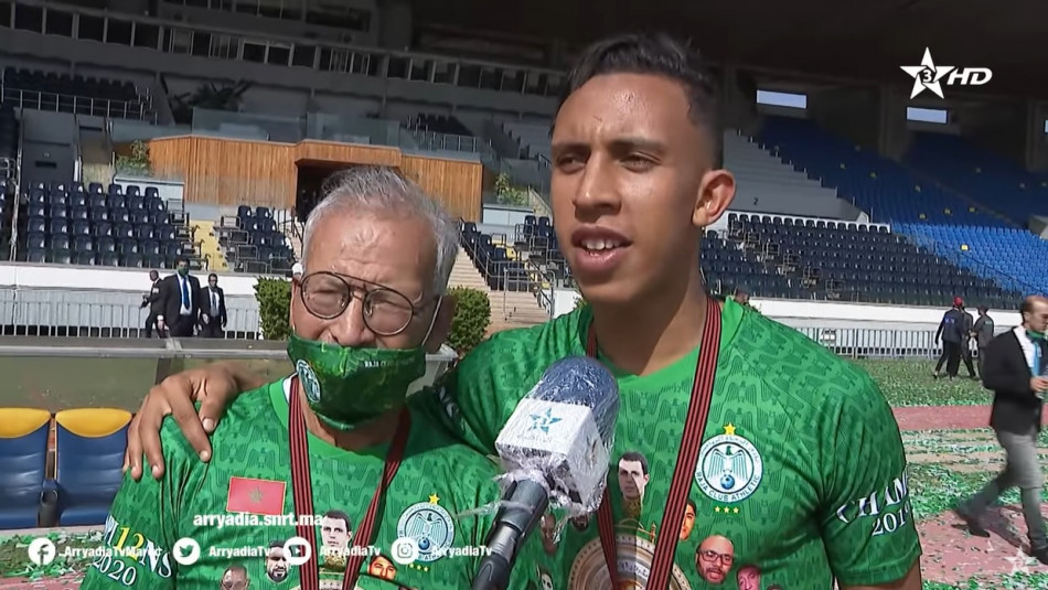 طبيب العين الإماراتي يعلن انتقال رحيمي للنادي 