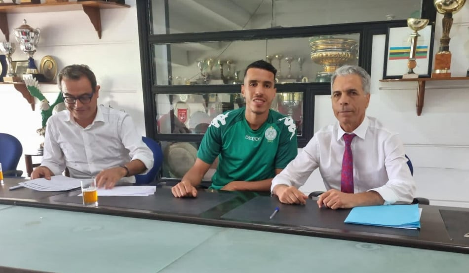 البطولة.. الرجاء يتعاقد مع جمال حركاس 