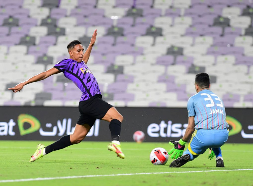 العين الإماراتي يحتفي برحيمي   