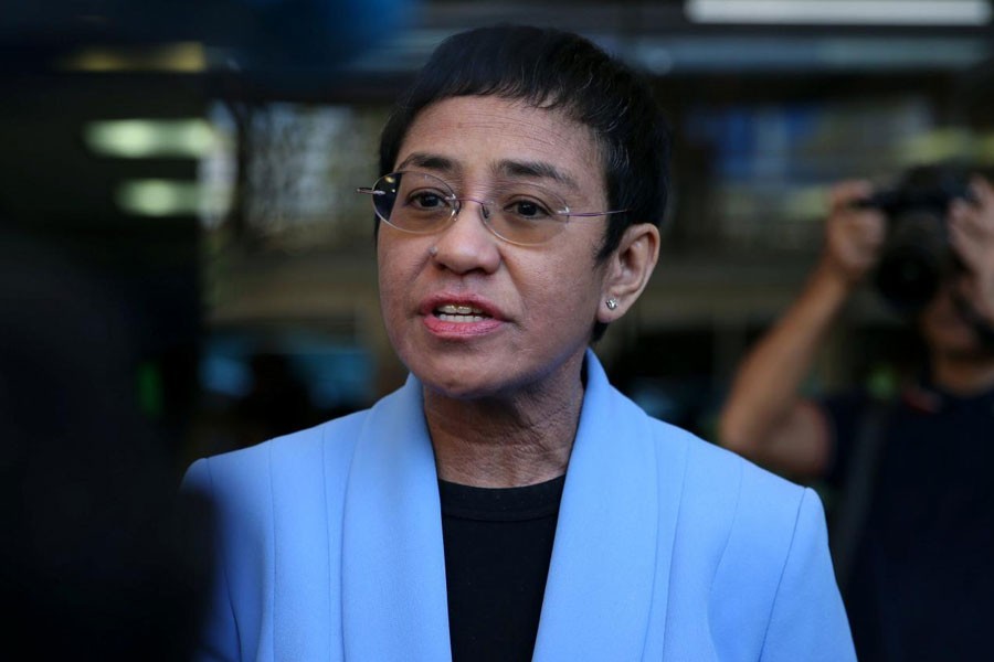 Nobel de la paix: Maria Ressa dédie son prix à "tous les journalistes"