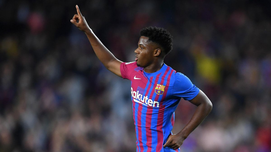 Foot: Ansu Fati prolonge au Barça 