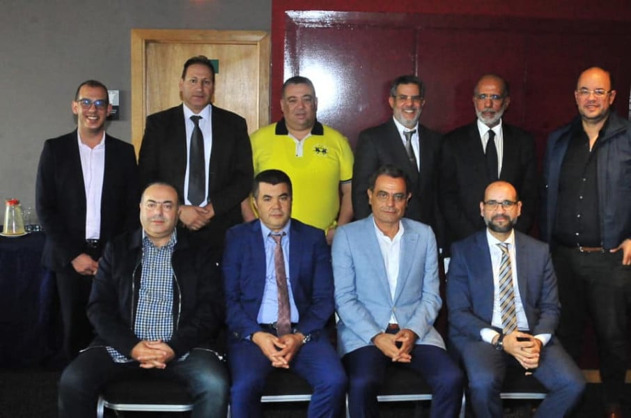 رئيس الرجاء يجتمع بالمترشحين لخلافته  