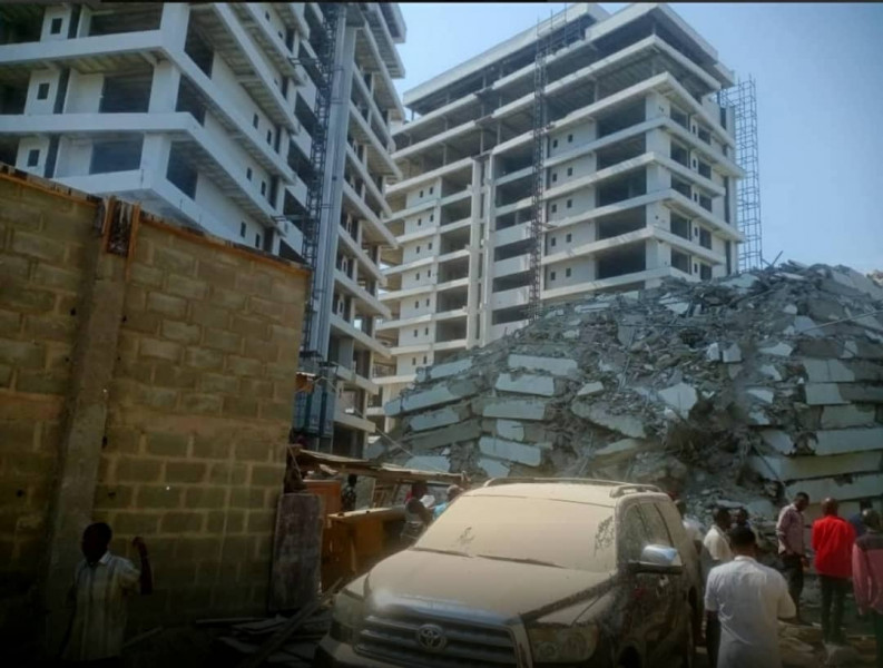 انهيار برج من 25 طابقا في لاغوس