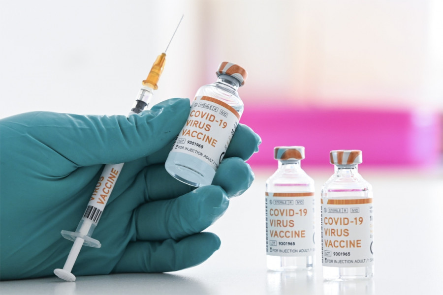 Covid-19: l'OMS reprend l’examen du vaccin russe Spoutnik V