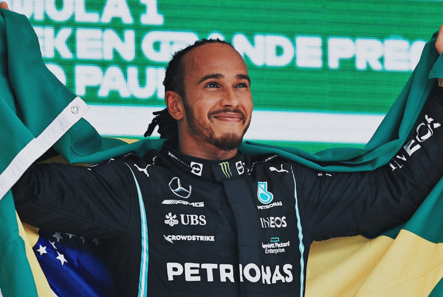 F1: Hamilton remporte le GP du Qatar