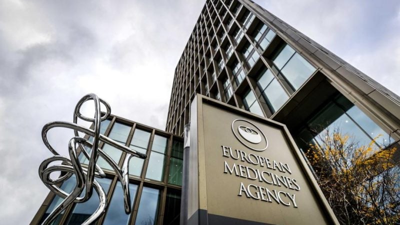 Variant Omicron: les cas sont pour la plupart "légers", estime l'EMA