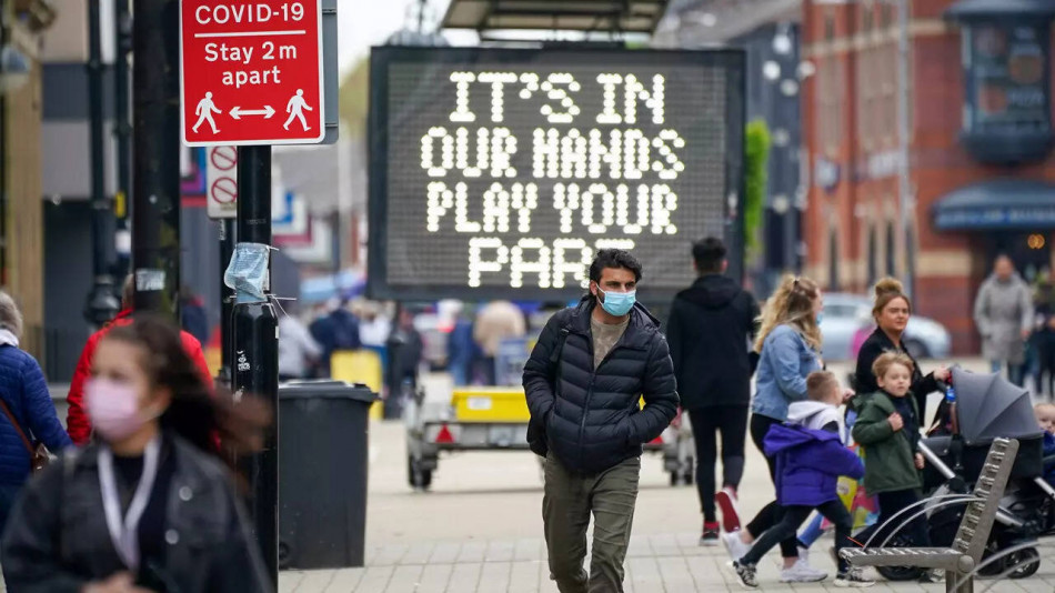 Covid: le Royaume-Uni enregistre un nouveau record de contaminations 
