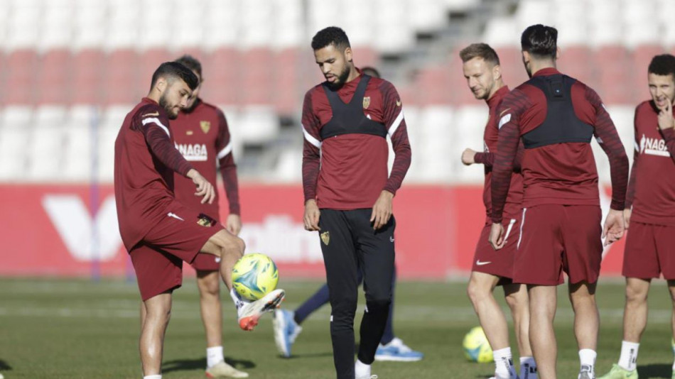 النصيري يعود لتداريب إشبيلية 