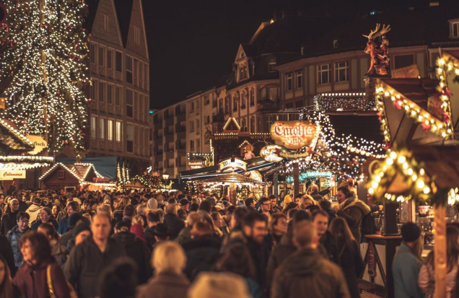 Les festivités de Noël de nouveau sous l'ombre de la pandémie