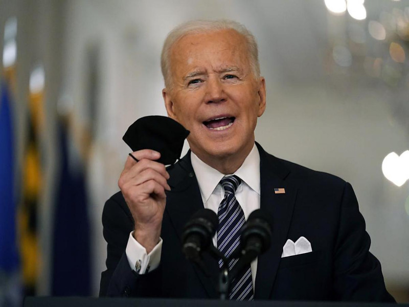 Covid-19: "pas de panique", dit Biden face au boom des contaminations aux États-Unis 