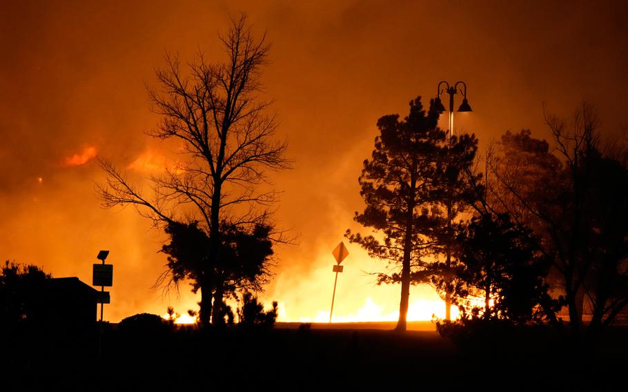 Des centaines de maisons détruites par des incendies dans le Colorado