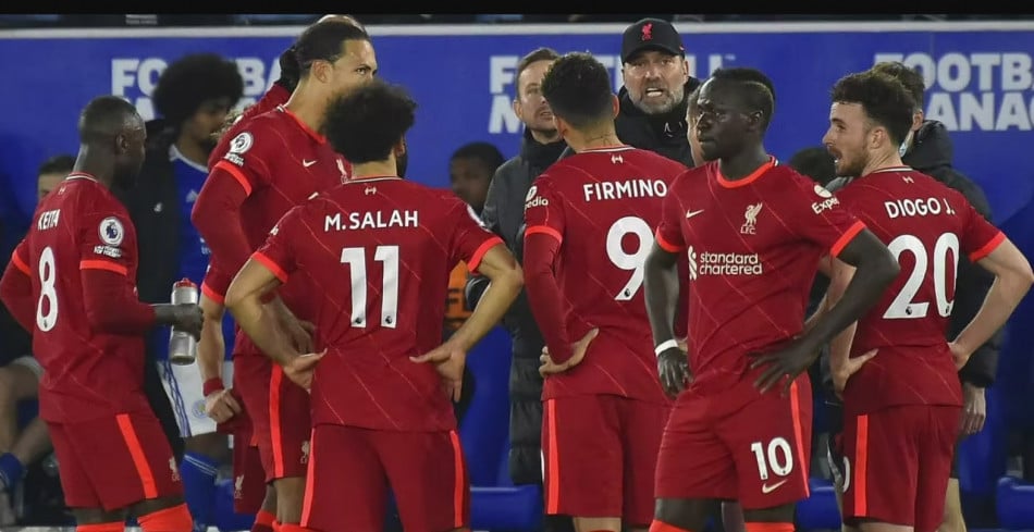 تفاقم أزمة ليفربول بسبب كورونا 