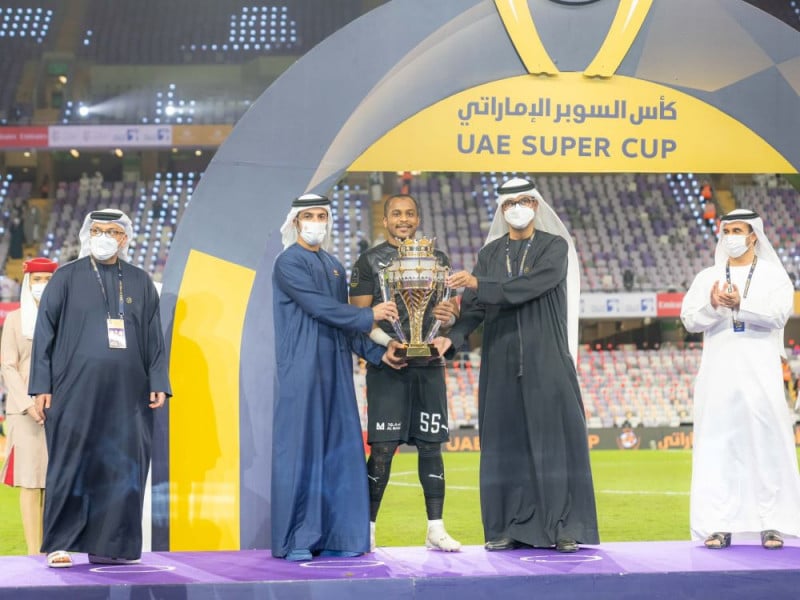 السوبر الإماراتي .. الجزيرة يتوج باللقب