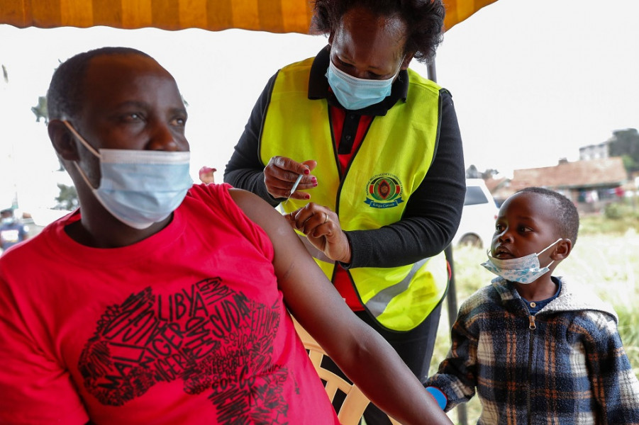 Covid-19: le Kenya veut vacciner tous les adultes d'ici fin 2022